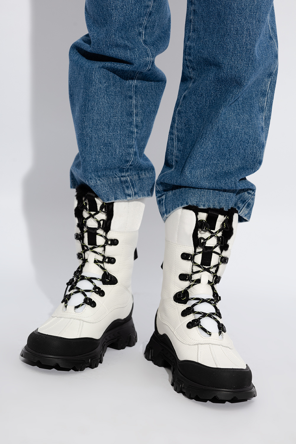 White ugg shop snow boots